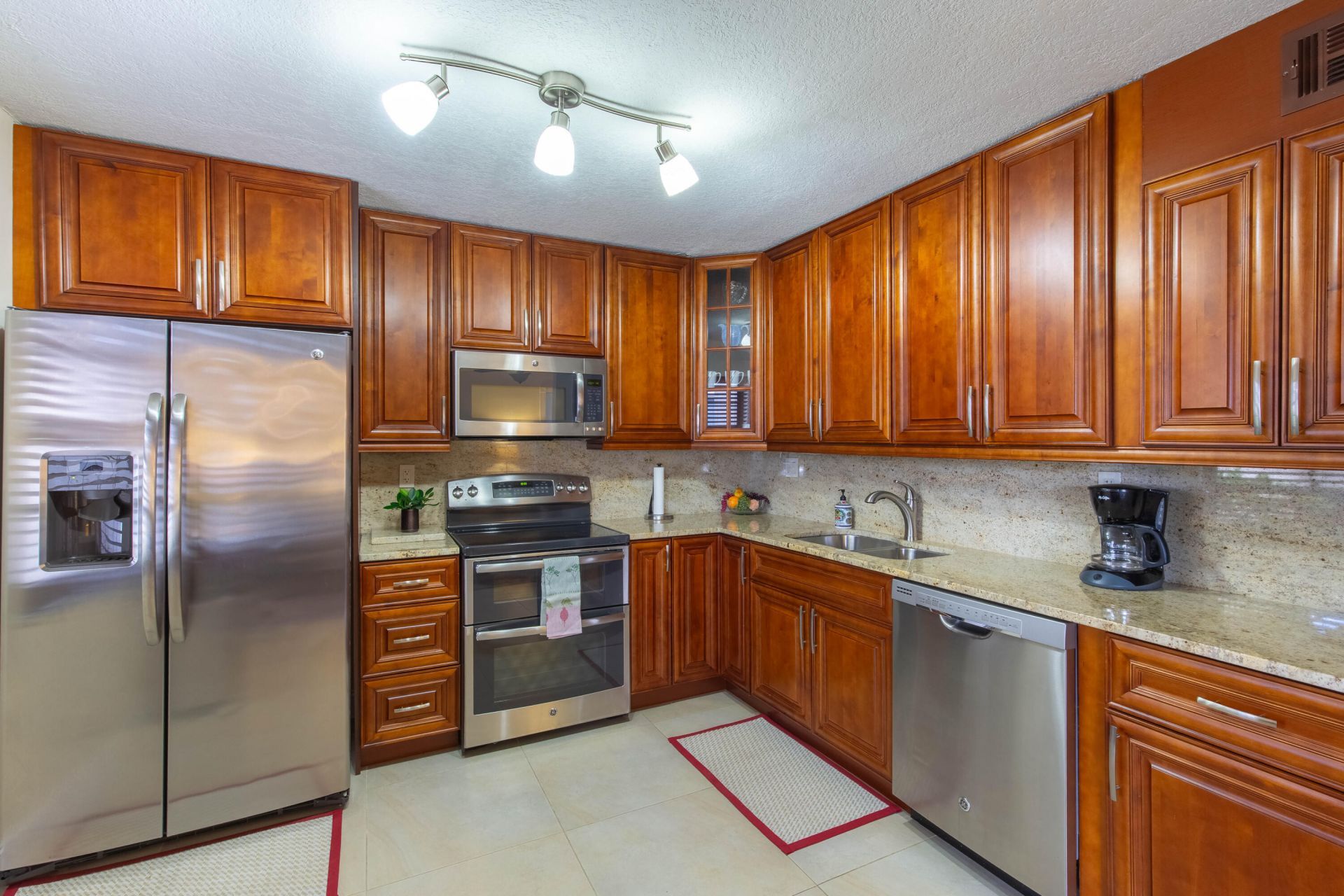 154 Capri, Unit D, Delray Beach, FL 33484 Photo