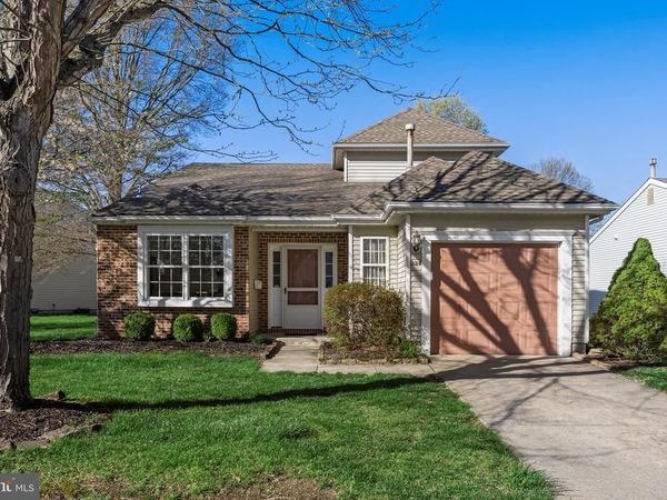 934 LARKSPUR PLACE S, MOUNT LAUREL, NJ 08054