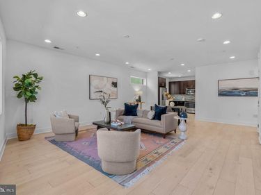 808A MONTROSE STREET, PHILADELPHIA, PA 19147