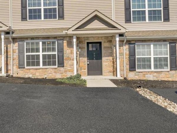 774 GREGS DRIVE , HARRISBURG, PA 17111