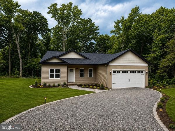 209 FEDERALIST WAY, MONTROSS, VA 22520