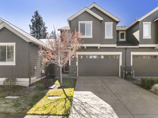 60411 Hedgewood Lane, Bend, OR 97702