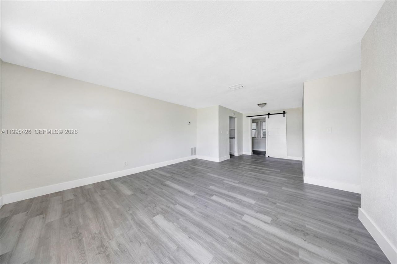 2520 NW 2nd Dr , Pompano Beach, FL 33064 Photo