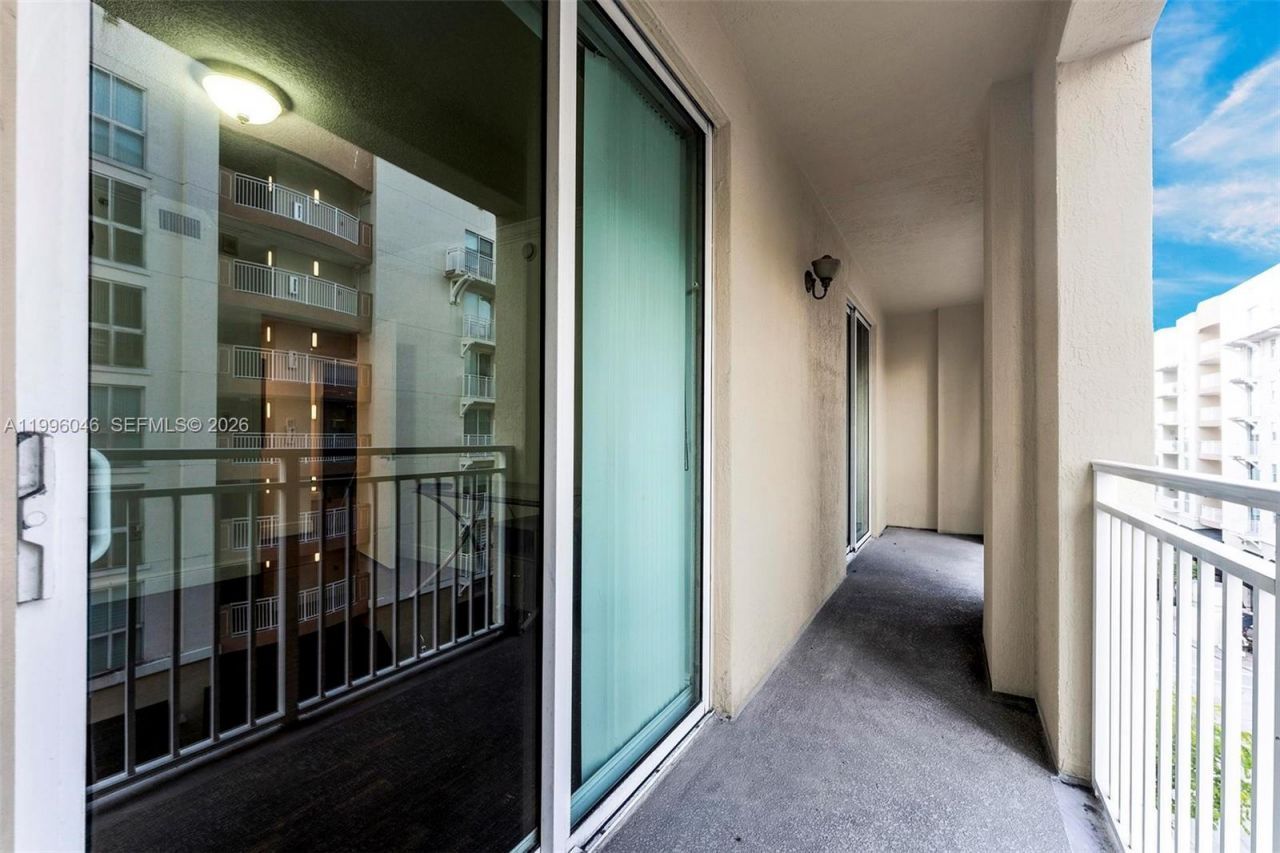 7275 SW 89th St , Unit B415, Miami, FL 33156 Photo
