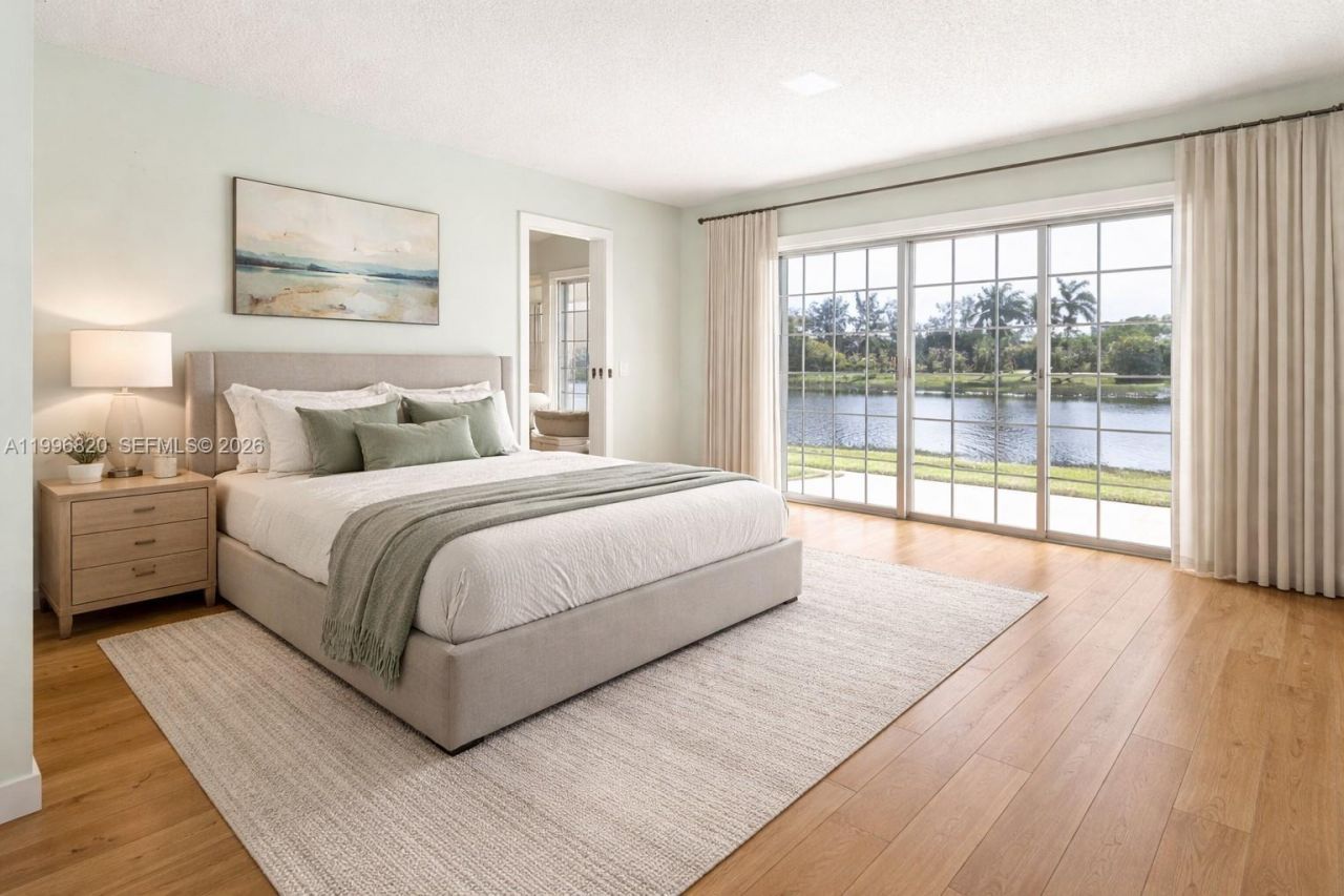 10352 NW 46th St, Doral, FL 33178 Photo