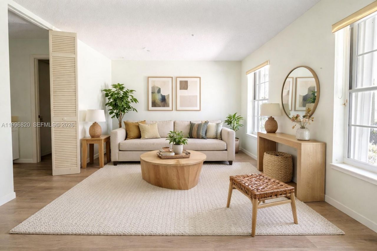 10352 NW 46th St, Doral, FL 33178 Photo