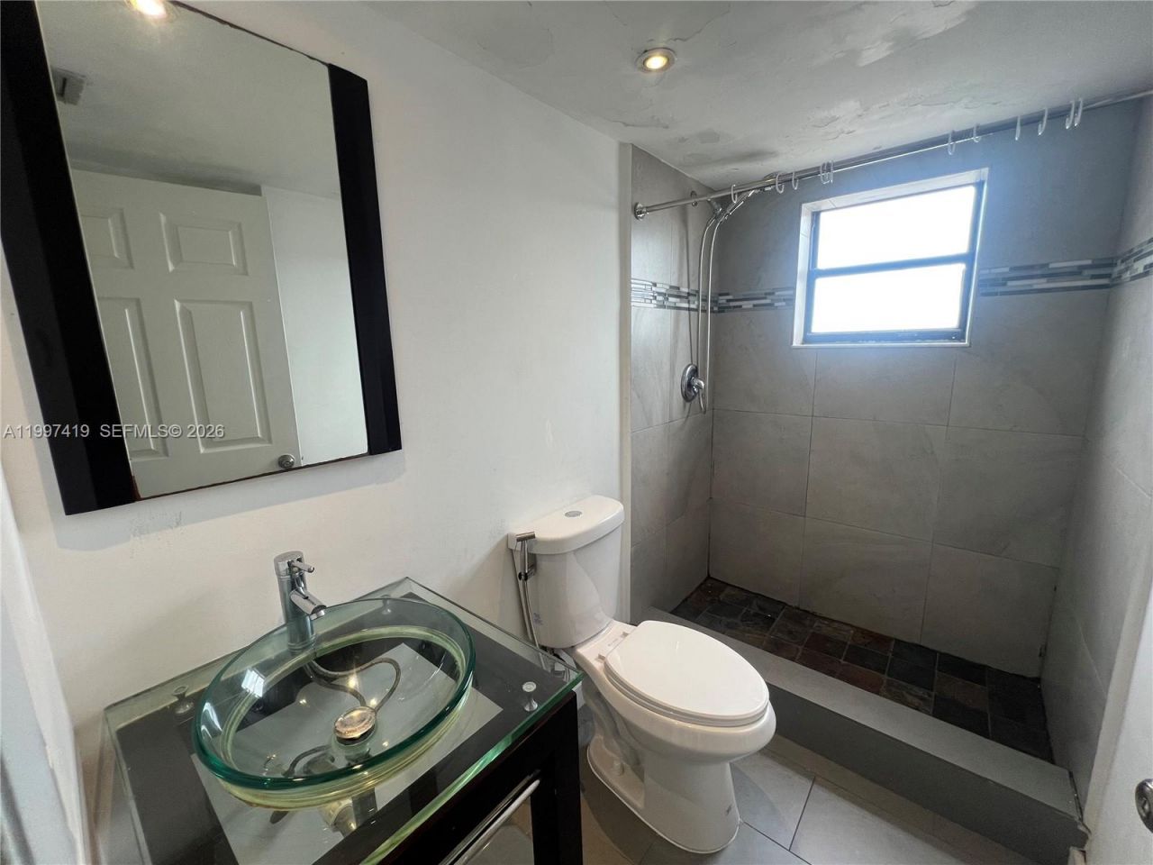 7125 Bay Dr, Unit 301, Miami Beach, FL 33141 Photo