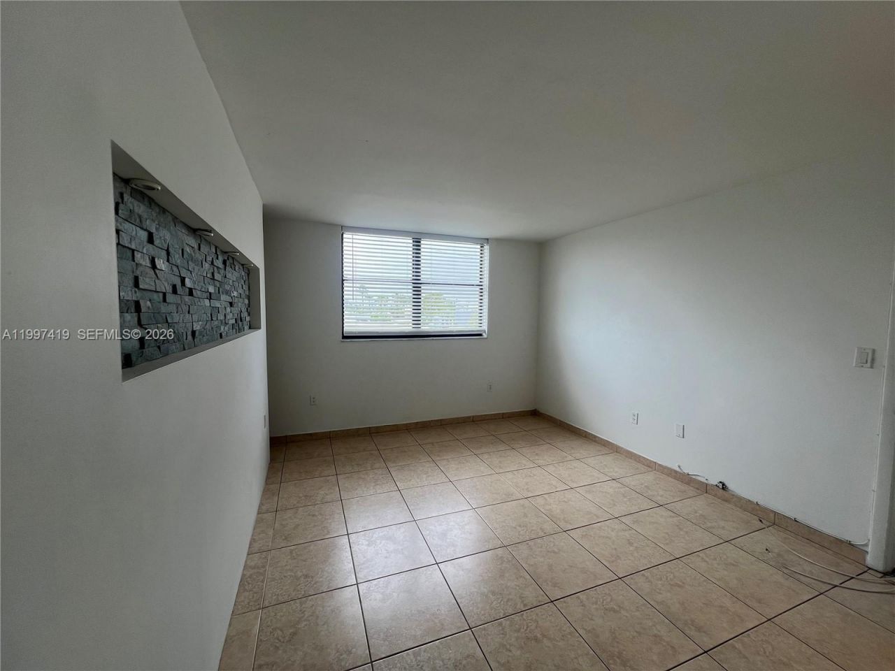 7125 Bay Dr, Unit 301, Miami Beach, FL 33141 Photo