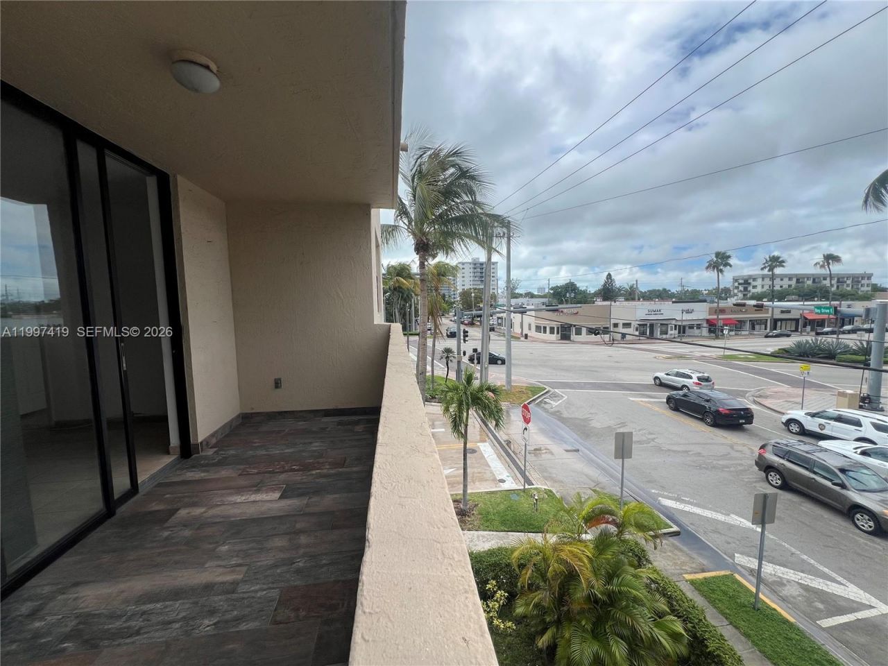 7125 Bay Dr, Unit 301, Miami Beach, FL 33141 Photo