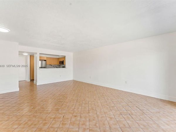 8460 SW 154th Cir Ct, Unit 127, Miami, FL 33193