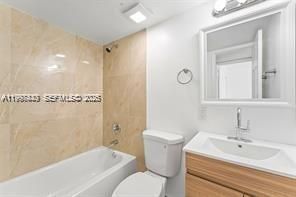 8460 SW 154th Cir Ct, Unit 127, Miami, FL 33193 Photo