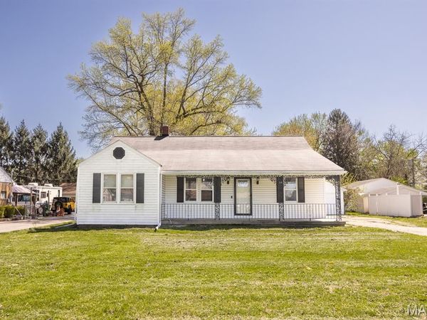 14 Kadlec Drive, Fairview Heights, IL 62208