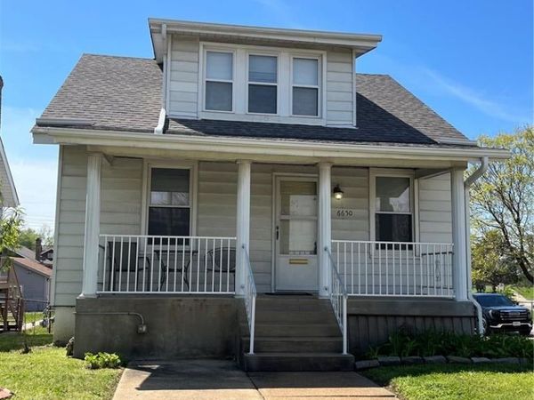 6650 Odell Street, St Louis, MO 63139