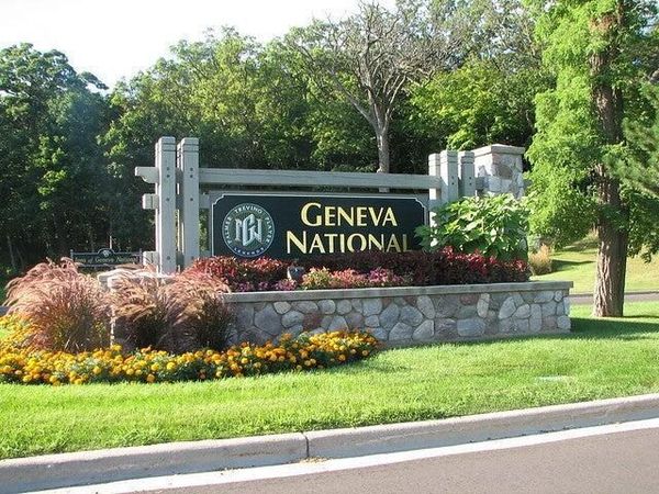 1490 PRESTWICK DRIVE, Unit 20-52, Lake Geneva, WI 53147