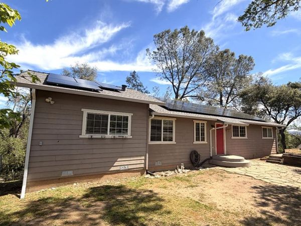 2988 Golden Gate Dr, San Andreas, CA 95249