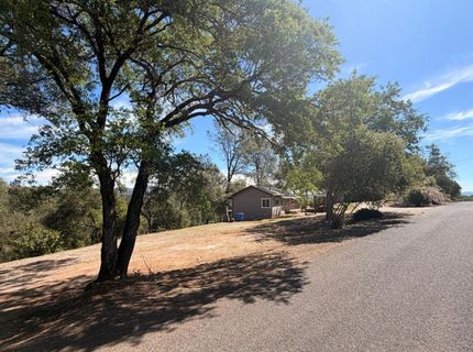 2988 Golden Gate Dr, San Andreas, CA 95249 Photo