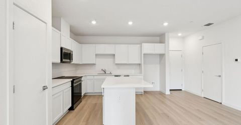 2048 Odin Walk, Sacramento, CA 95835 Photo