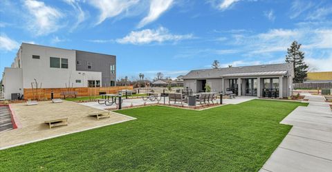 2048 Odin Walk, Sacramento, CA 95835 Photo