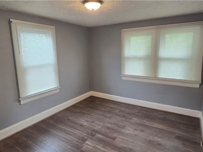 914 Dan Street, Akron, OH 44310 Photo 12