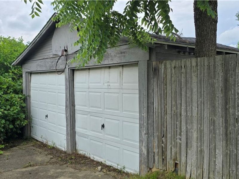 914 Dan Street, Akron, OH 44310 Photo 14