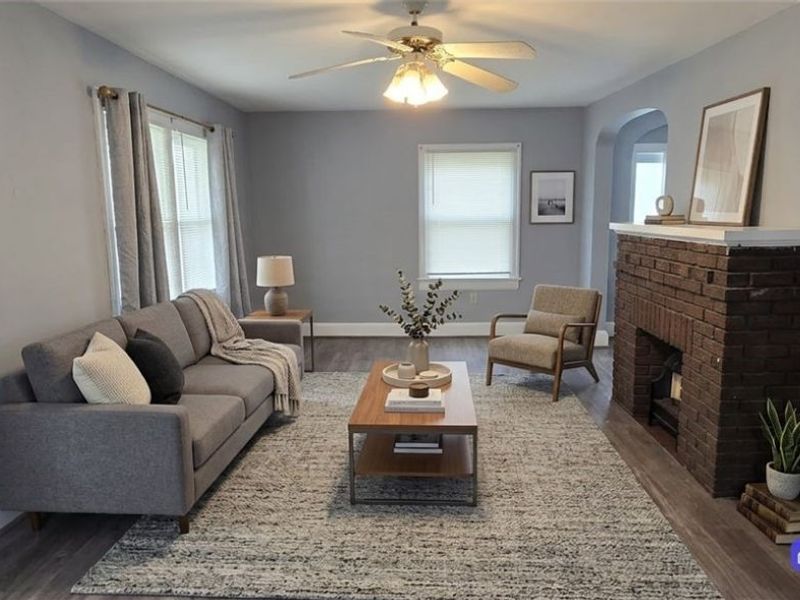 914 Dan Street, Akron, OH 44310 Photo 2