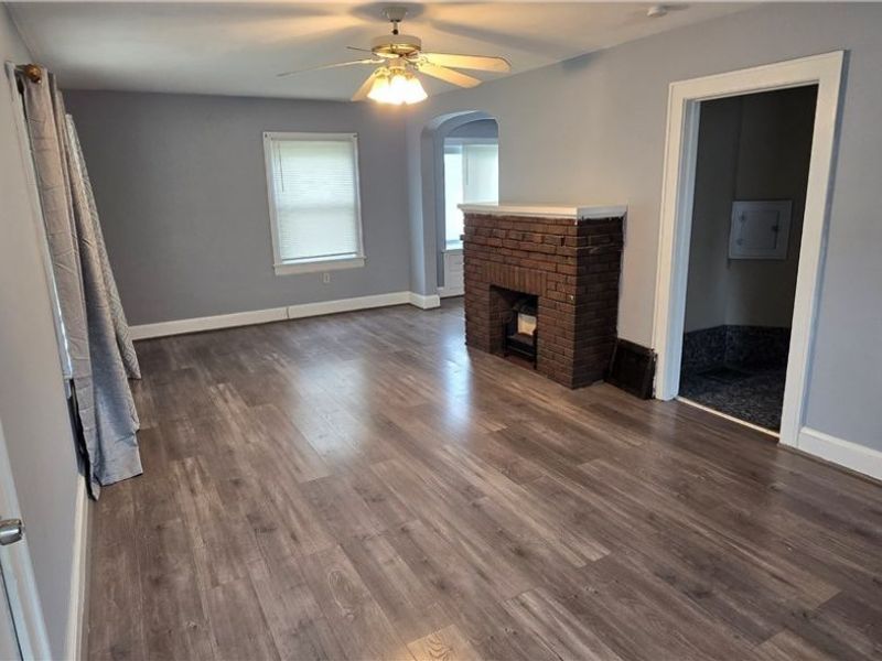 914 Dan Street, Akron, OH 44310 Photo 8