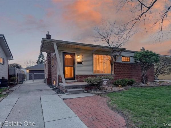 8062 Campbell Street, Taylor, MI 48180