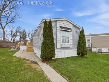 1261 Christine Terrace, Madison Heights, MI 48071