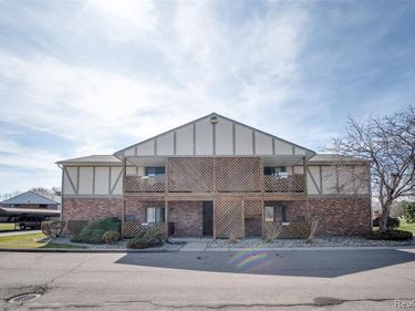 16432 Clarkson Drive , Fraser, MI 48026