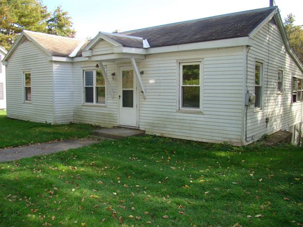 2122 Vt. Route 140 Highway, Poultney, VT 05764