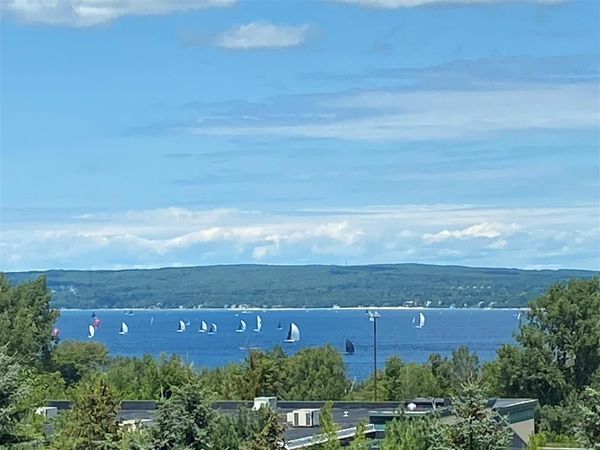 814 Lakeview Ridge, Unit 213, Petoskey, MI 49770