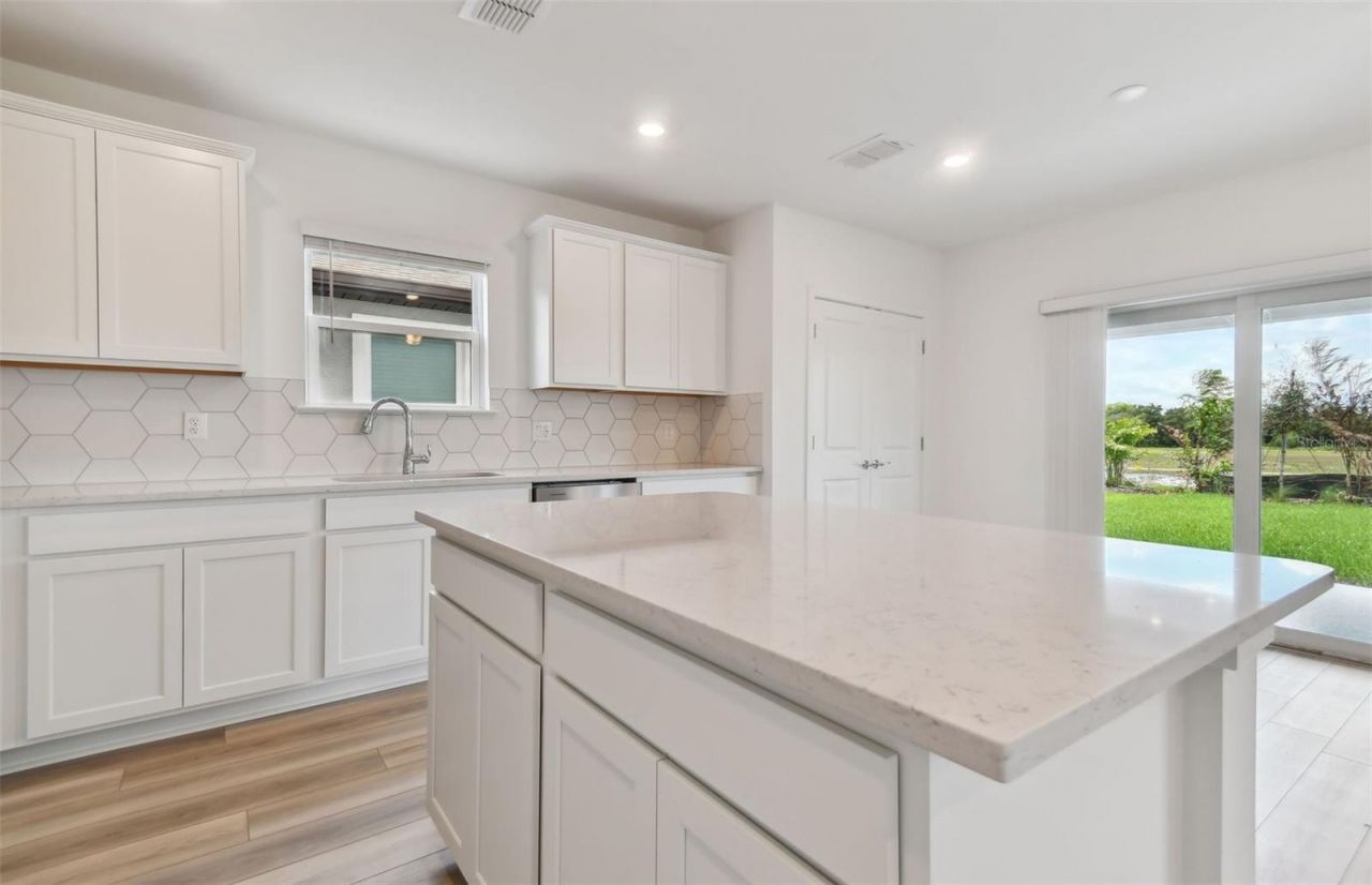 11370 Meadow River Way, Parrish, FL 34219 Photo