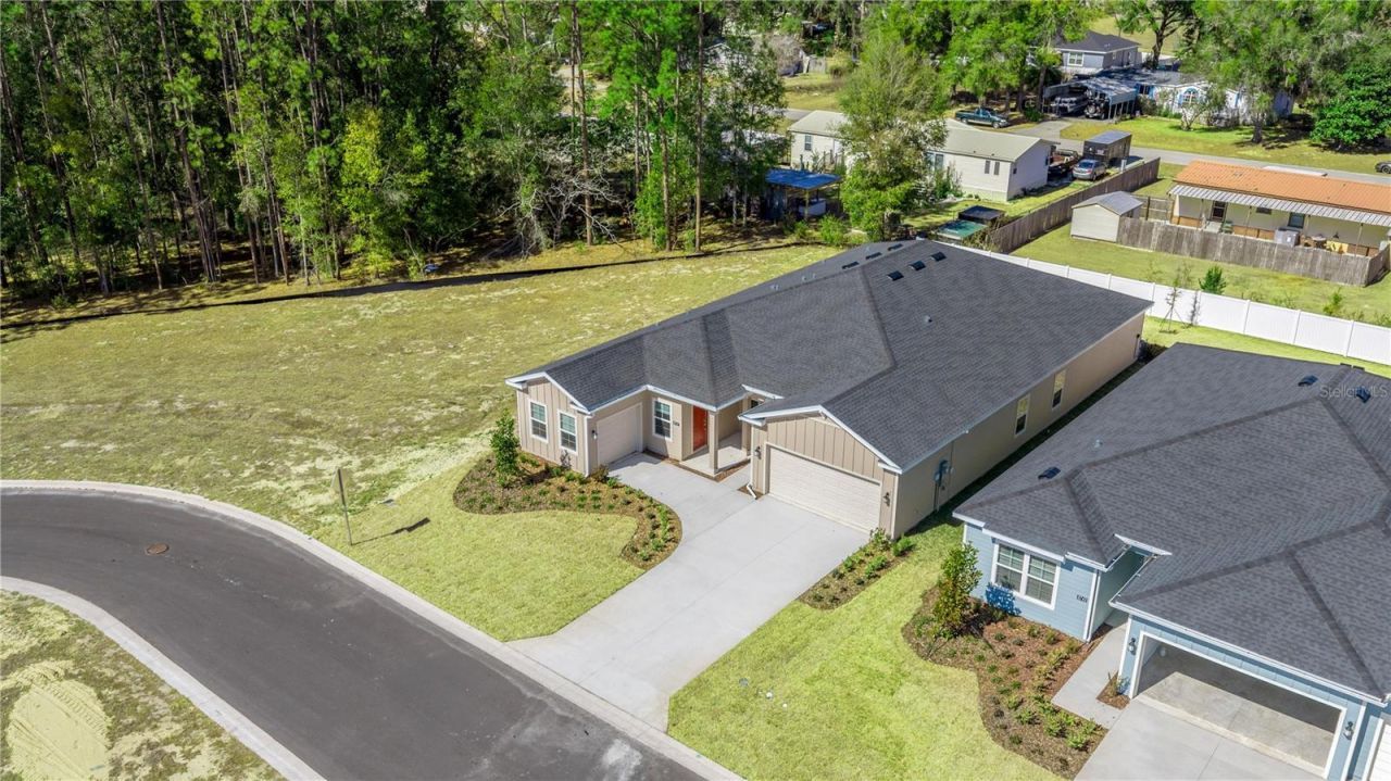 14037 NW Convergence Boulevard, Alachua, FL 32615 Photo