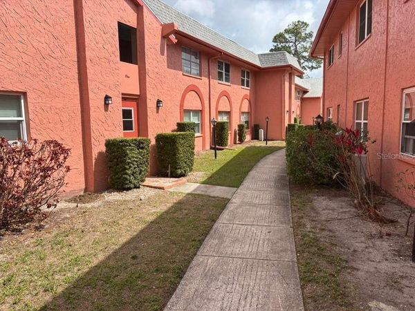 660 62ND AVENUE N, Unit 1204, ST PETERSBURG, FL 33702