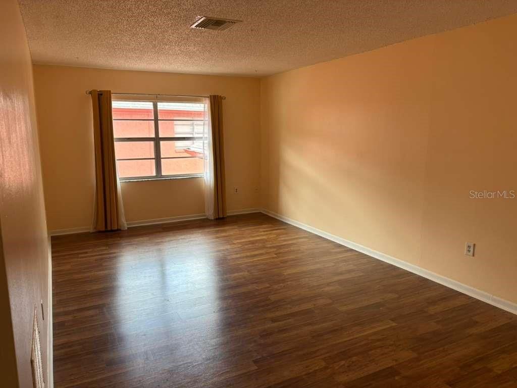 660 62nd Avenue N, Unit 1204, Saint Petersburg, FL 33702 Photo