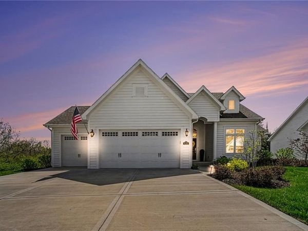 9201 Lime Stone Road, Parkville, MO 64152