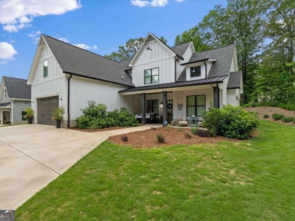 2490 S Carroll Court, Villa Rica, GA 30180