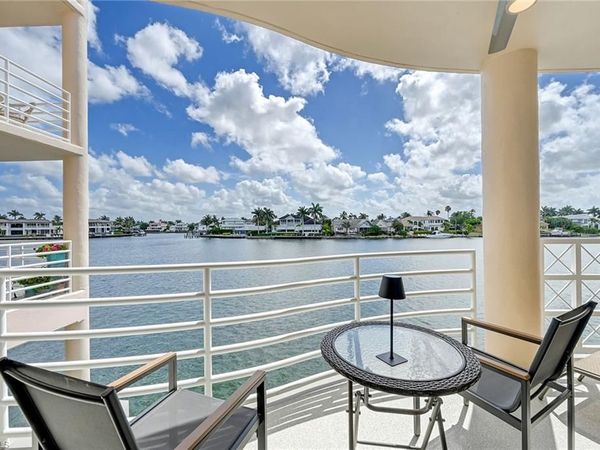 4530 Gulf Shore BLVD N, Unit 2-122, NAPLES, FL 34103