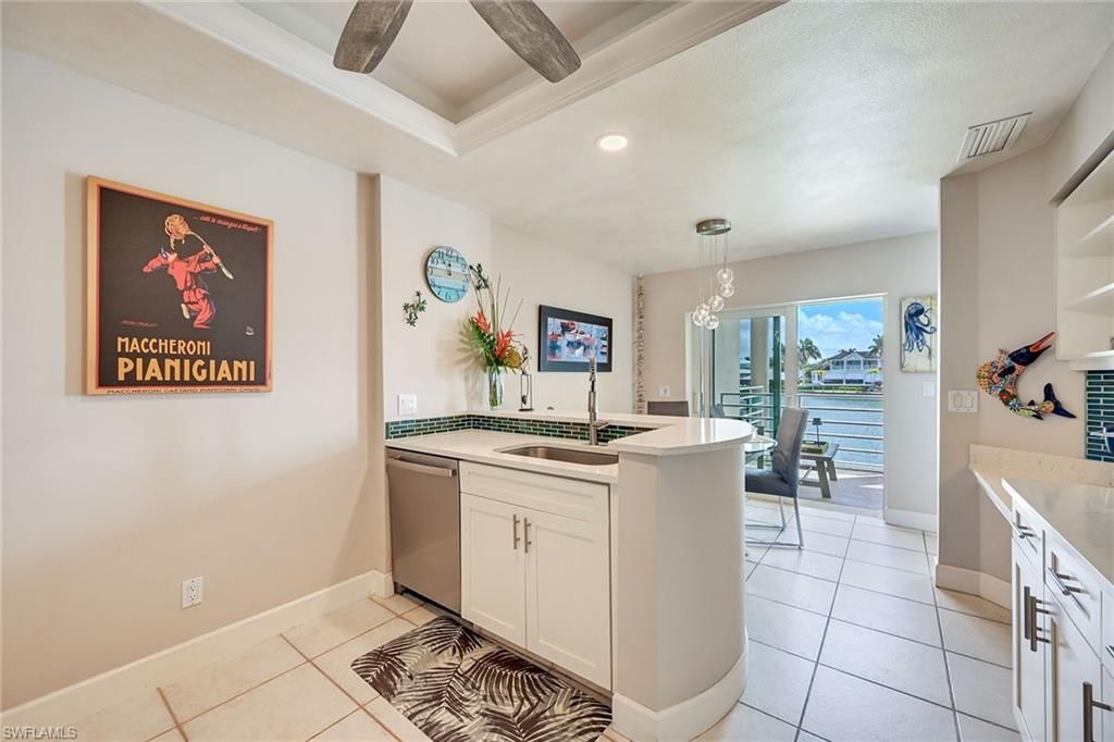 4530 Gulf Shore Blvd N, Unit 2-122, Naples, FL 34103 Photo