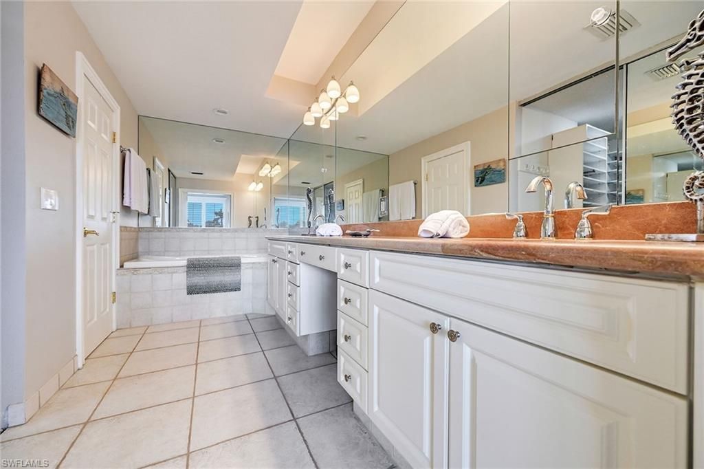 4530 Gulf Shore Blvd N, Unit 2-122, Naples, FL 34103 Photo