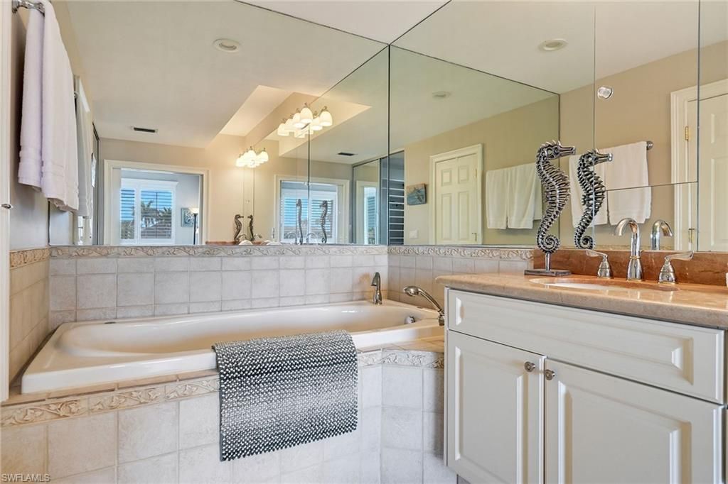4530 Gulf Shore Blvd N, Unit 2-122, Naples, FL 34103 Photo