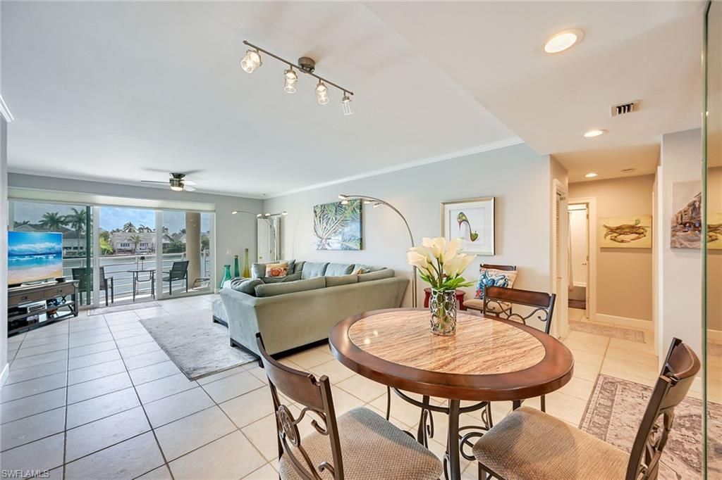 4530 Gulf Shore Blvd N, Unit 2-122, Naples, FL 34103 Photo