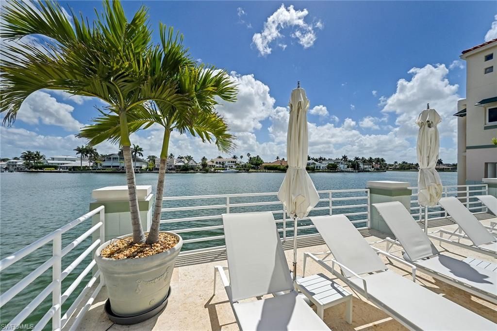 4530 Gulf Shore Blvd N, Unit 2-122, Naples, FL 34103 Photo