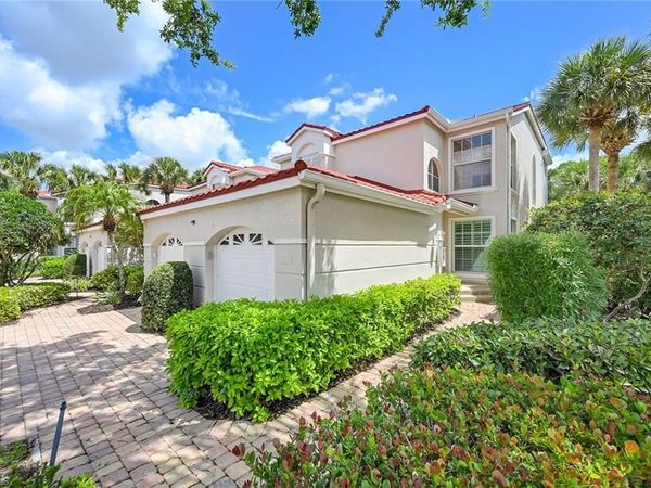 1580 Clermont DR, Unit L-202, NAPLES, FL 34109
