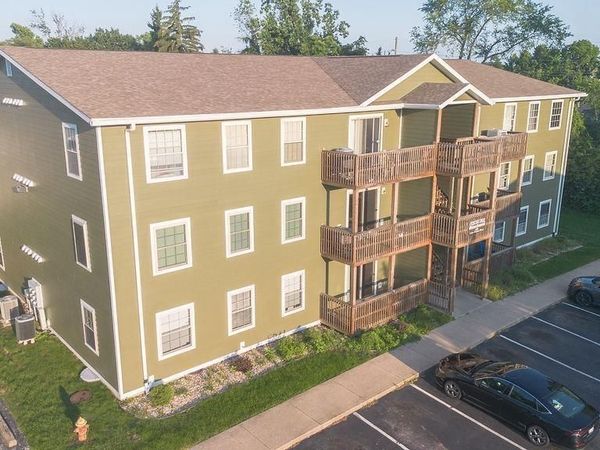 3230 E John Hinkle Place, Bloomington, IN 47408