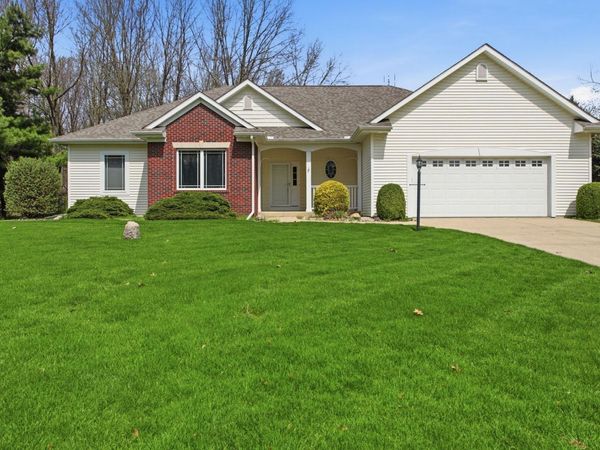 13635 Ranier Drive, Middlebury, IN 46540