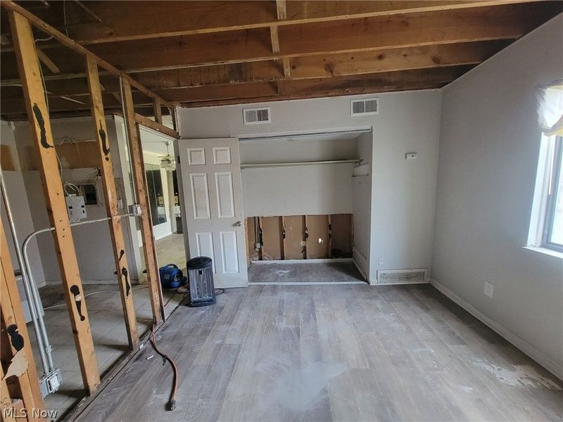 16080 Maple Heights Boulevard, Unit 101, Maple Heights, OH 44137 Photo 11