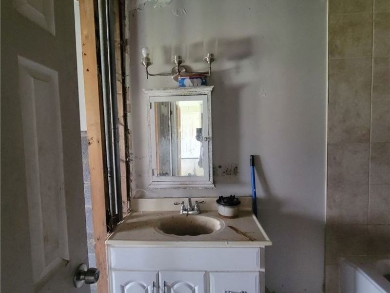 16080 Maple Heights Boulevard, Unit 101, Maple Heights, OH 44137 Photo 12