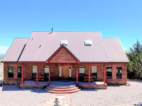 821 W Justin Street, Pearce, AZ 85625