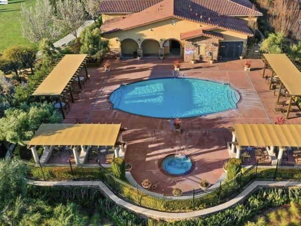 3391 Monaghan St, Dublin, CA 94568